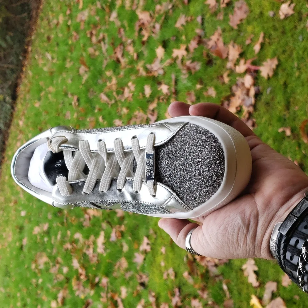 ❤Steve Madden silver star shoe❤ - Picture 3 of 9